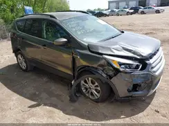 1FMCU0GD7JUB59260 2018 FORD ESCAPE