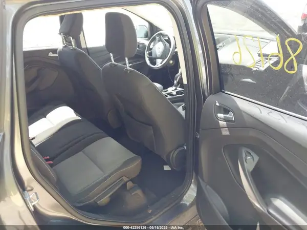 1FMCU0GD7JUB59260 2018 FORD ESCAPE - Image 8