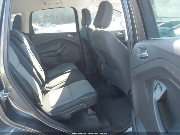 1FMCU0GD7JUB61655 2018 FORD ESCAPE - Image 8