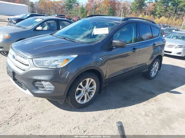 1FMCU0GD7JUB75099 2018 FORD ESCAPE - Image 2