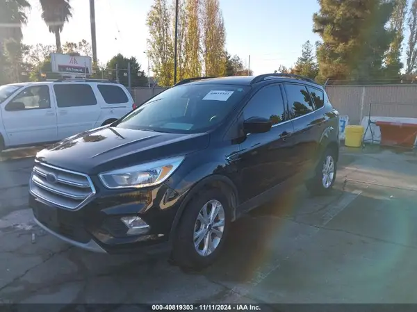 1FMCU0GD7JUB76267 2018 FORD ESCAPE - Image 2