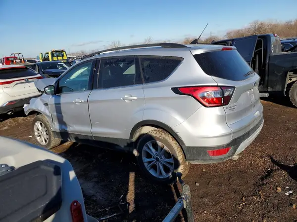 1FMCU0GD7JUB82201 2018 FORD ESCAPE - Image 2