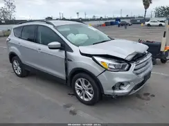 1FMCU0GD7JUB84207 2018 FORD ESCAPE