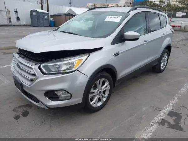 1FMCU0GD7JUB84207 2018 FORD ESCAPE - Image 2