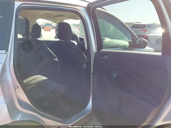 1FMCU0GD7JUC03144 2018 FORD ESCAPE - Image 8