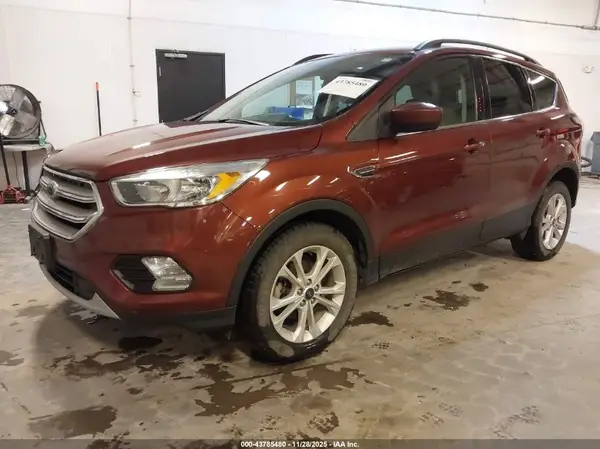 1FMCU0GD7JUC17559 2018 FORD ESCAPE - Image 2