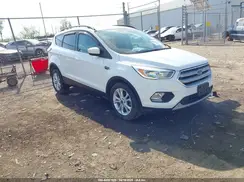 1FMCU0GD7JUC17965 2018 FORD ESCAPE