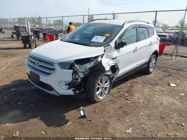 1FMCU0GD7JUC17965 2018 FORD ESCAPE - Image 2