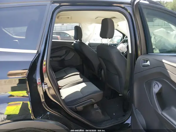 1FMCU0GD7JUC18338 2018 FORD ESCAPE - Image 8