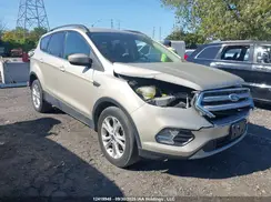 1FMCU0GD7JUC23751 2018 FORD ESCAPE