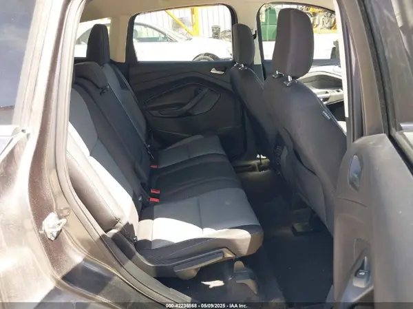 1FMCU0GD7JUC31770 2018 FORD ESCAPE - Image 8