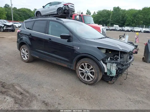 1FMCU0GD7JUC47452 2018 FORD ESCAPE - Image 1