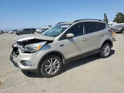 1FMCU0GD7JUC61495 2018 FORD ESCAPE