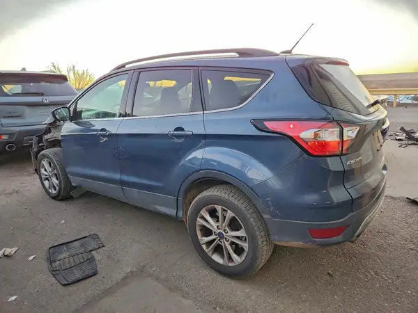 1FMCU0GD7JUC86722 2018 FORD ESCAPE - Image 2