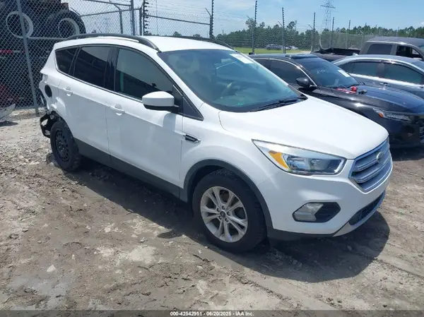 1FMCU0GD7JUC90284 2018 FORD ESCAPE - Image 1