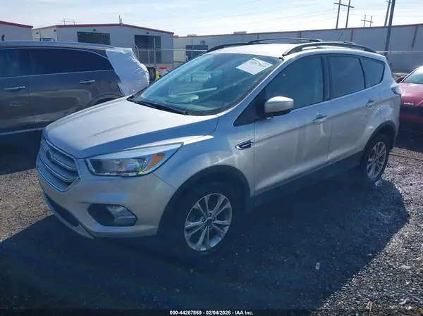 1FMCU0GD7JUD07424 2018 FORD ESCAPE - Image 2