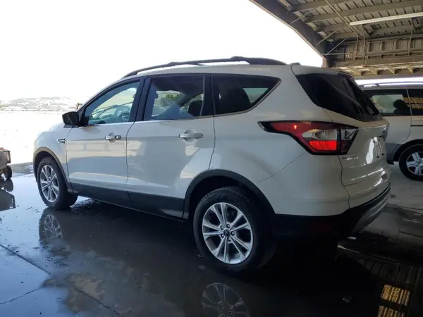 1FMCU0GD7JUD07908 2018 FORD ESCAPE - Image 2