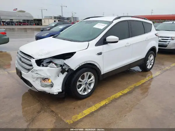 1FMCU0GD7JUD19640 2018 FORD ESCAPE - Image 2