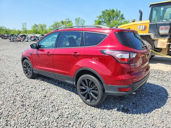 1FMCU0GD7JUD37460 2018 FORD ESCAPE - Image 2