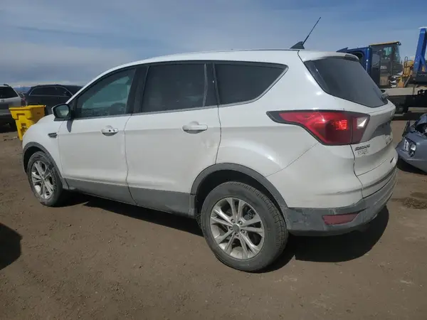1FMCU0GD7KUA10719 2019 FORD ESCAPE - Image 2