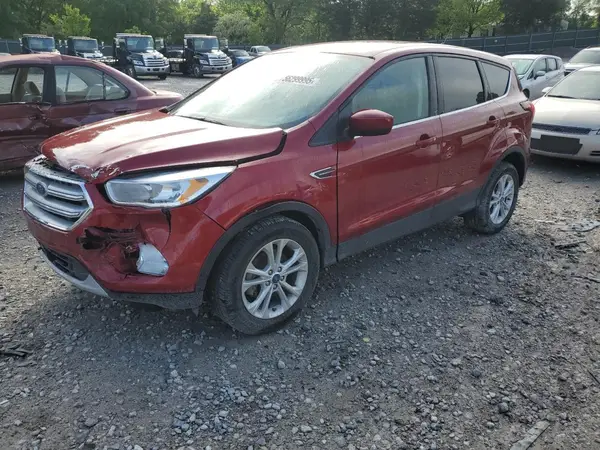1FMCU0GD7KUA22661 2019 FORD ESCAPE - Image 1