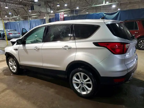 1FMCU0GD7KUA23969 2019 FORD ESCAPE - Image 2
