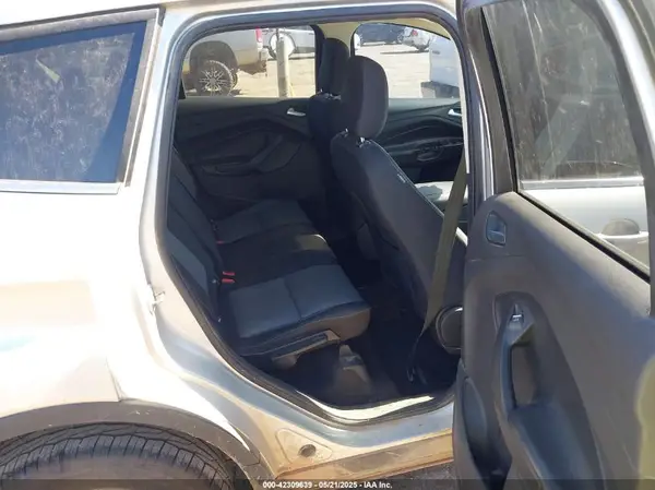 1FMCU0GD7KUA41209 2019 FORD ESCAPE - Image 8