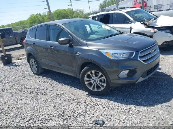 1FMCU0GD7KUA49858 2019 FORD ESCAPE - Image 1