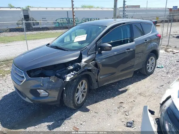 1FMCU0GD7KUA49858 2019 FORD ESCAPE - Image 2