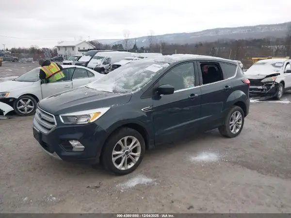 1FMCU0GD7KUA59967 2019 FORD ESCAPE - Image 2
