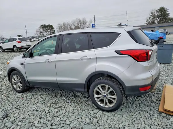 1FMCU0GD7KUA93617 2019 FORD ESCAPE - Image 2