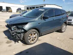 1FMCU0GD7KUB02400 2019 FORD ESCAPE