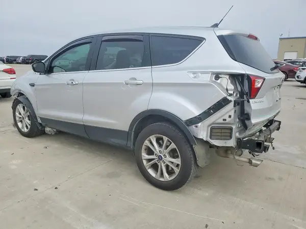 1FMCU0GD7KUB26079 2019 FORD ESCAPE - Image 2