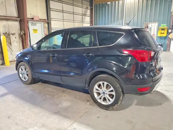 1FMCU0GD7KUB29998 2019 FORD ESCAPE - Image 2