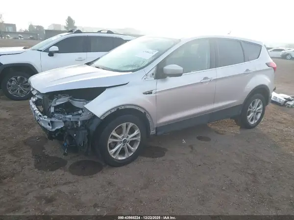 1FMCU0GD7KUB31265 2019 FORD ESCAPE - Image 2