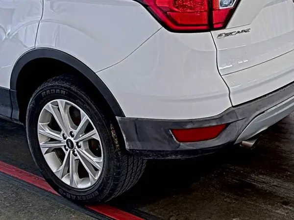 1FMCU0GD7KUB33212 2019 FORD ESCAPE - Image 2