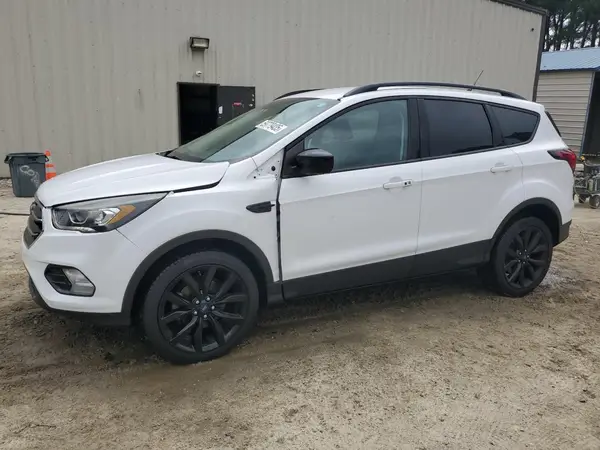 1FMCU0GD7KUB49653 2019 FORD ESCAPE - Image 1