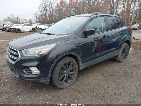 1FMCU0GD7KUB96472 2019 FORD ESCAPE - Image 2