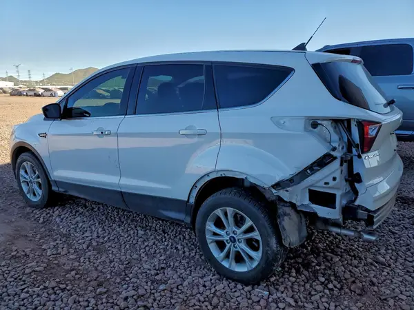 1FMCU0GD7KUC22696 2019 FORD ESCAPE - Image 2