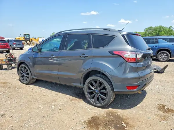 1FMCU0GD8HUA03092 2017 FORD ESCAPE - Image 2