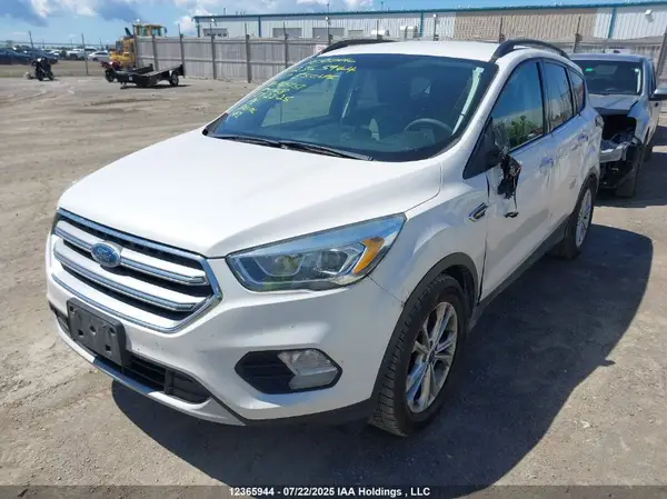 1FMCU0GD8HUA05151 2017 FORD ESCAPE - Image 2