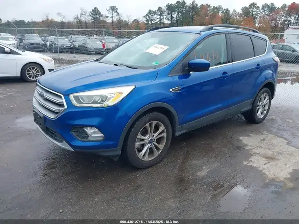 1FMCU0GD8HUA10415 2017 FORD ESCAPE - Image 2