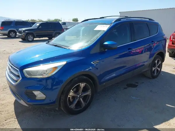 1FMCU0GD8HUA15128 2017 FORD ESCAPE - Image 2