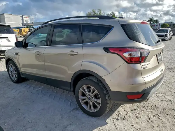 1FMCU0GD8HUA19759 2017 FORD ESCAPE - Image 2