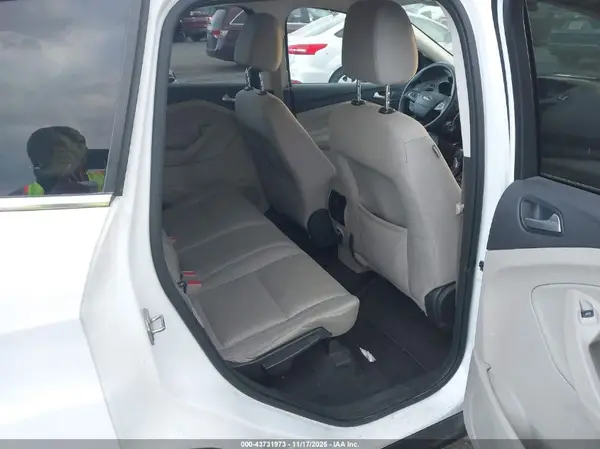 1FMCU0GD8HUA29871 2017 FORD ESCAPE - Image 8