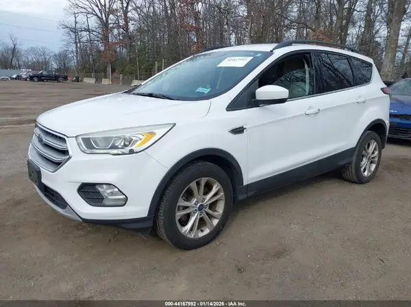 1FMCU0GD8HUA37467 2017 FORD ESCAPE - Image 2
