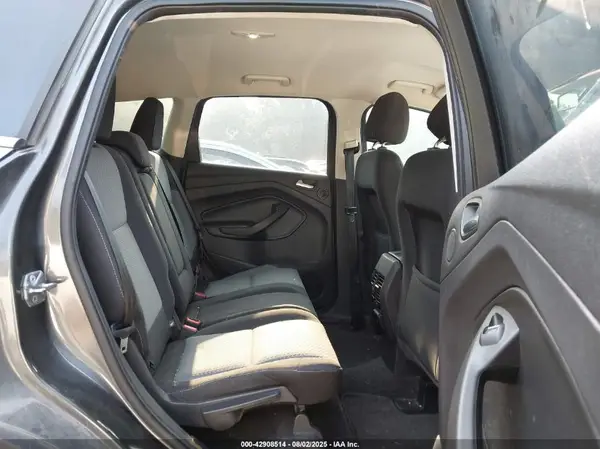 1FMCU0GD8HUA37954 2017 FORD ESCAPE - Image 8