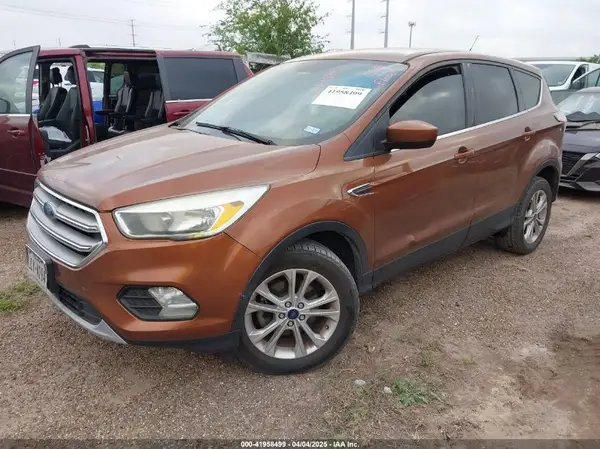 1FMCU0GD8HUA44225 2017 FORD ESCAPE - Image 2