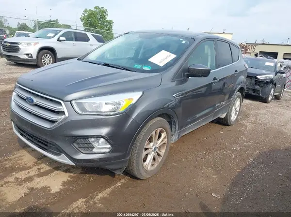 1FMCU0GD8HUA49294 2017 FORD ESCAPE - Image 2