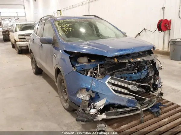 1FMCU0GD8HUA55189 2017 FORD ESCAPE - Image 1
